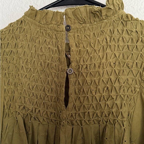 Love the label olive green mock neck blouse- Small - Picture 5 of 10